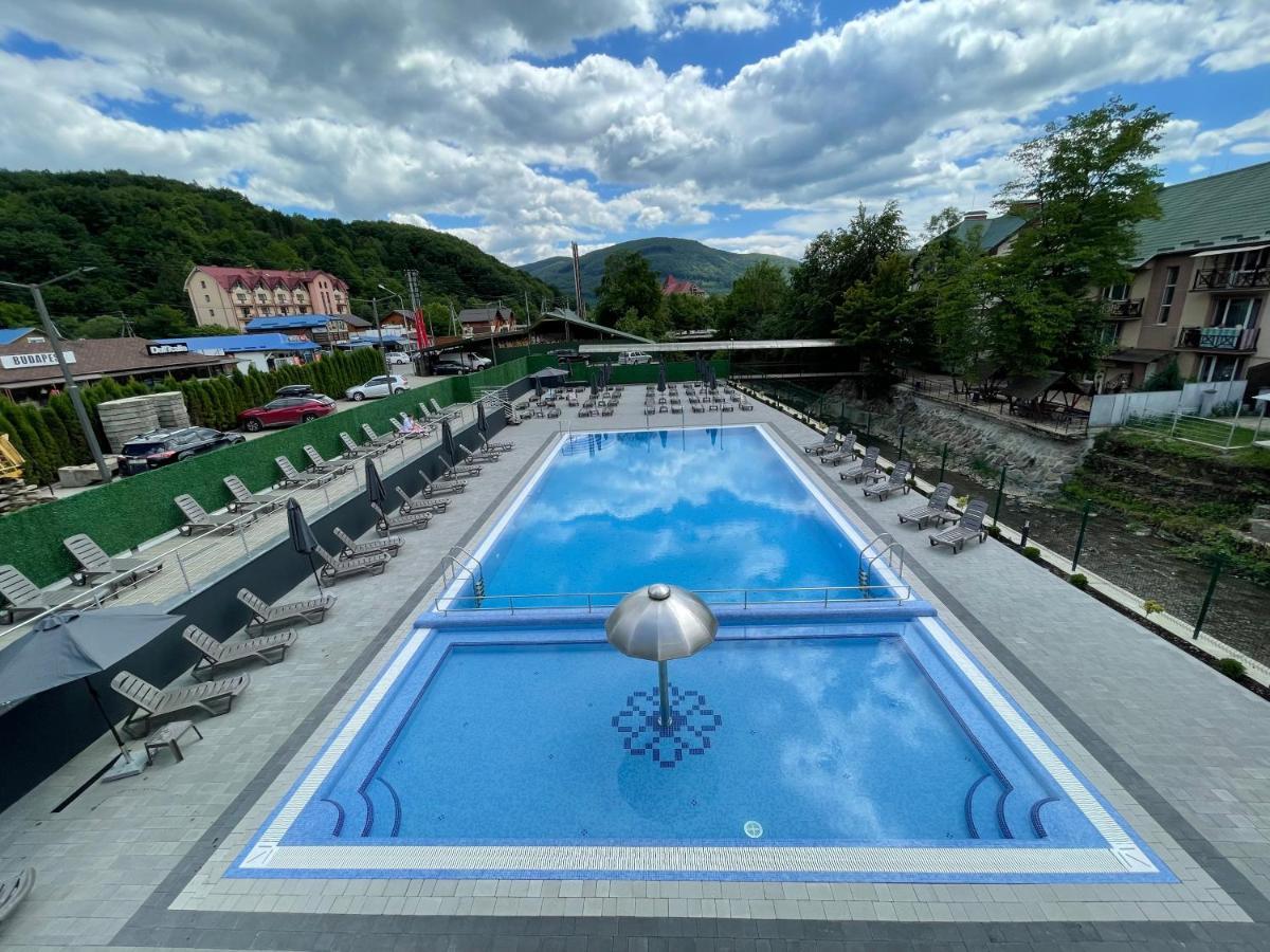 Lileya Hotel Poljana Exterior foto
